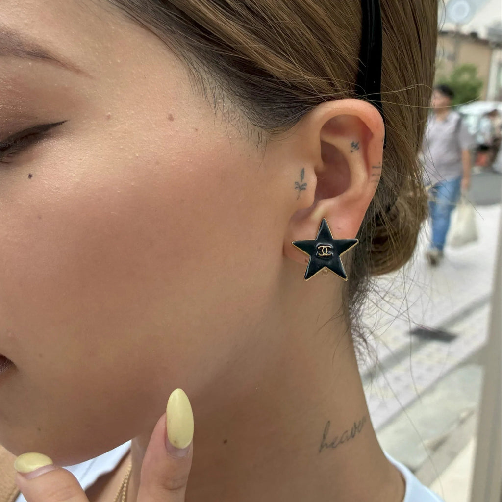 Chanel Star Earrings Clip-On Black 03A