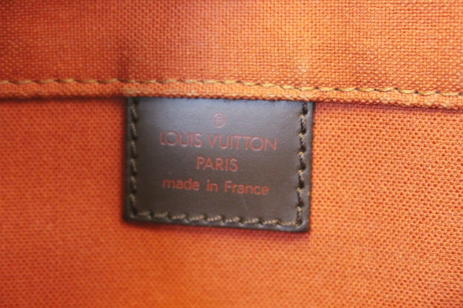 LOUIS VUITTON Damier Ebene Bastille Messenger Bag
