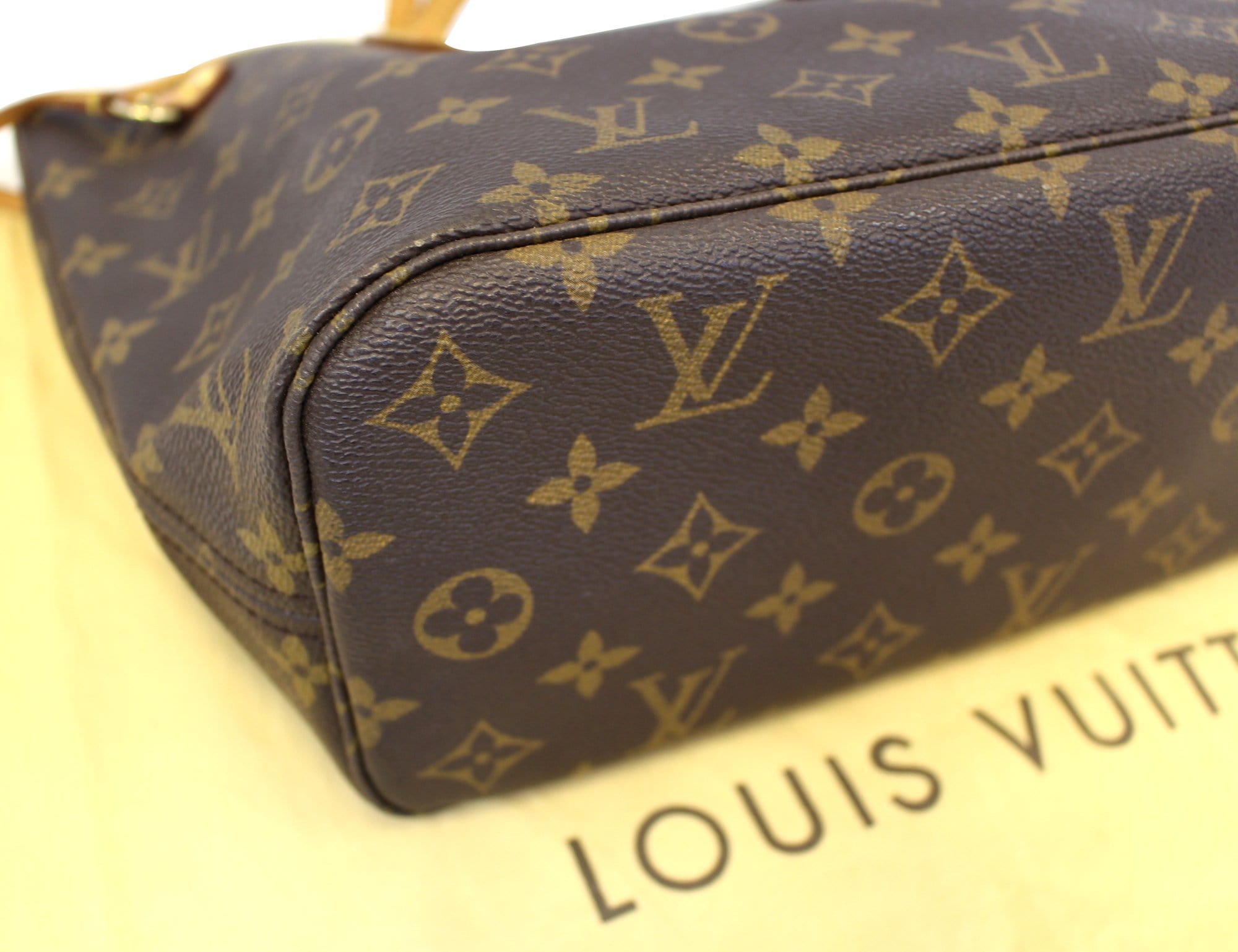 LOUIS VUITTON Monogram Canvas Neverfull PM Tote Shoulder Bag