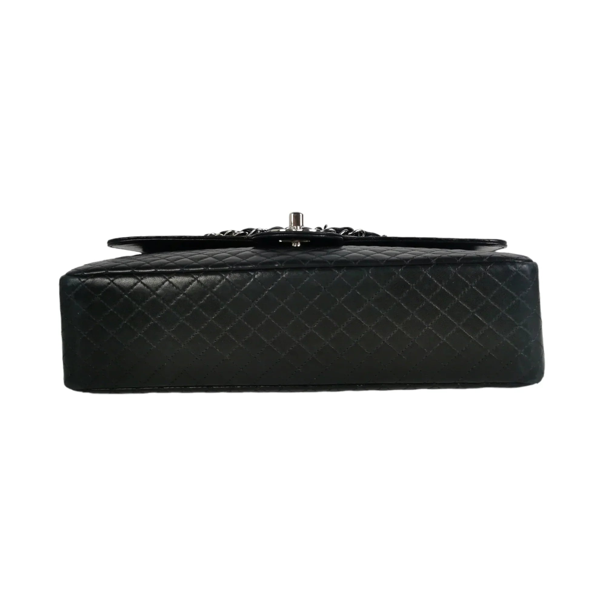 Chanel Classic Single Flap Medium Black Micro Lambskin SiLouis Vuittoner