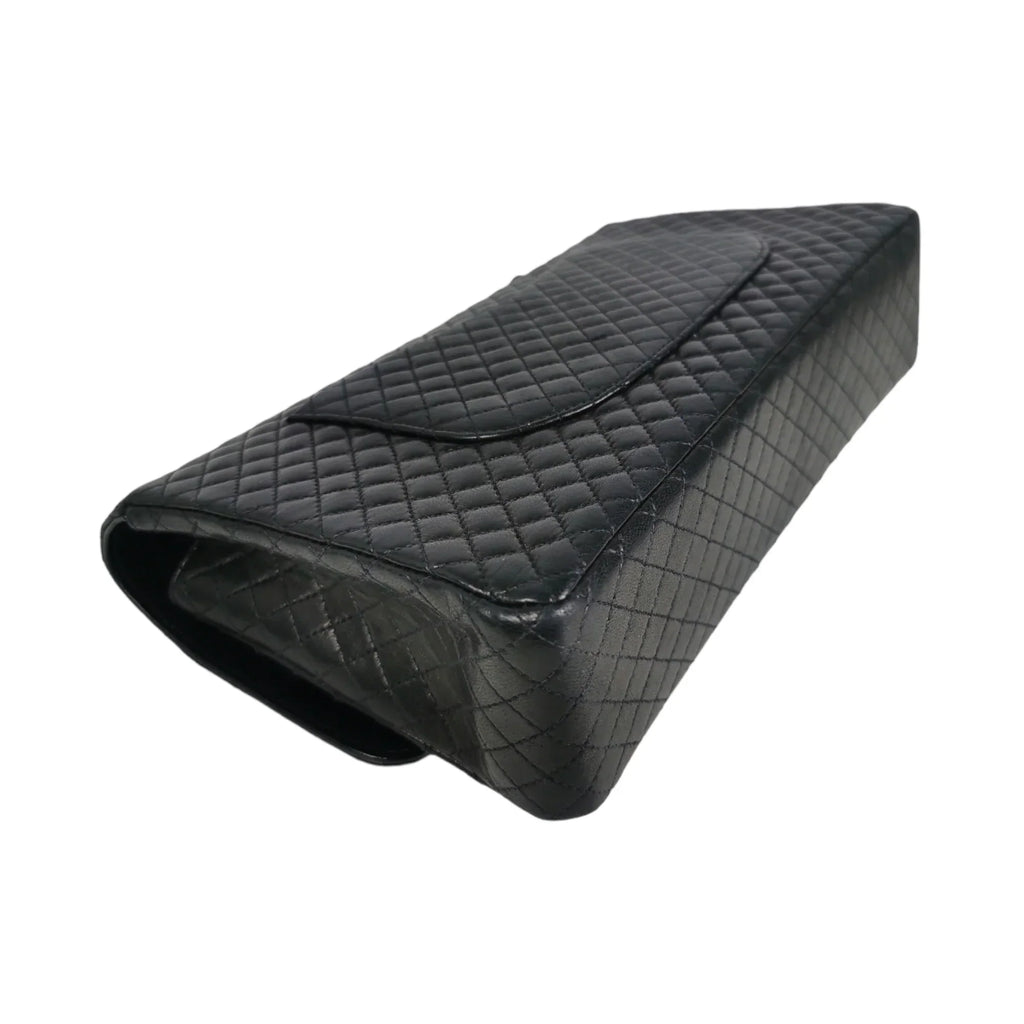 Chanel Classic Single Flap Medium Black Micro Lambskin SiLouis Vuittoner