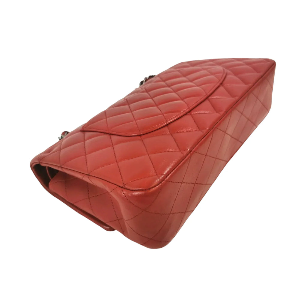 Chanel Classic Double Flap Medium Red Lambskin SiLouis Vuittoner