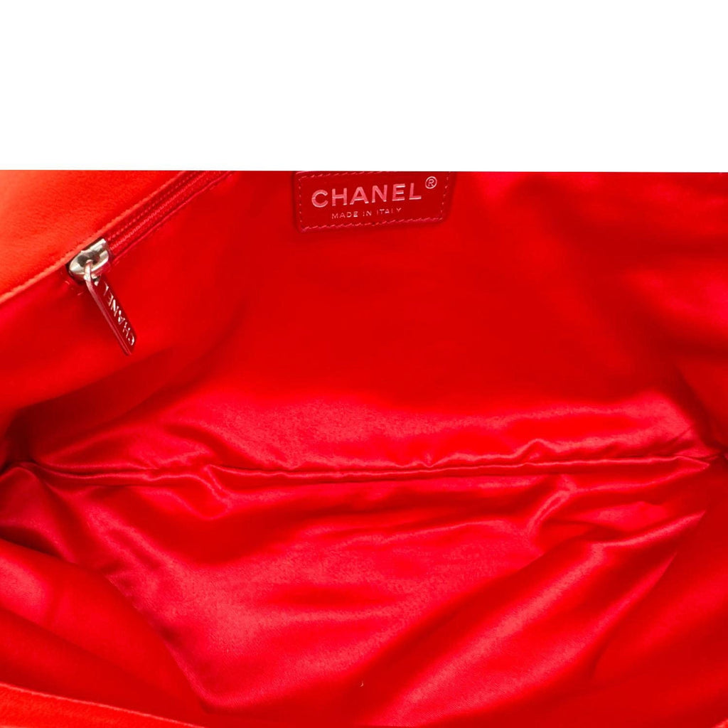 Chanel Ultimate Stitch Flap Large Quilted Leather Crossbody Bag Red