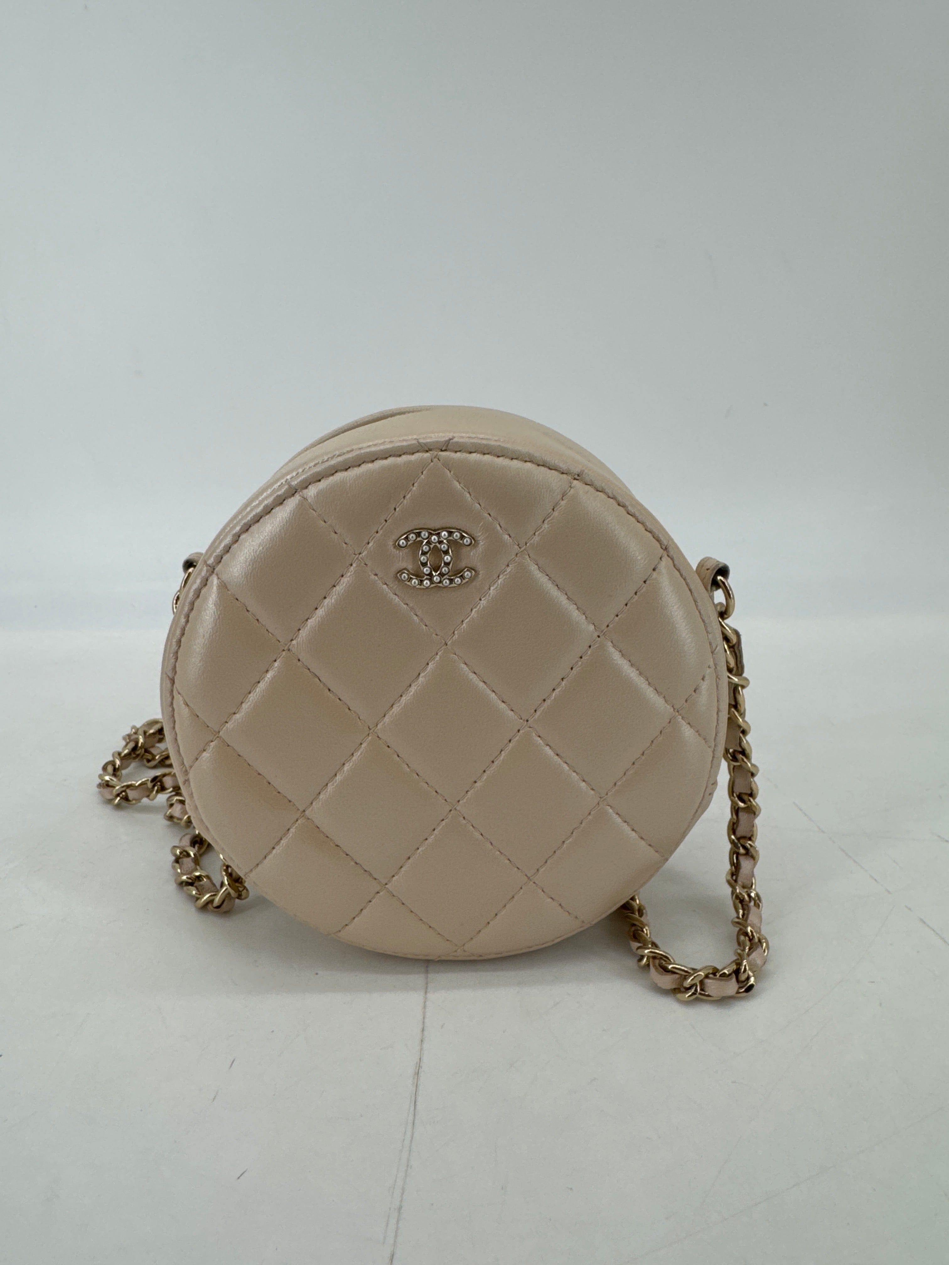 Chanel 53764-SYB Chanel Iridescent Pearl Strap Round Bag