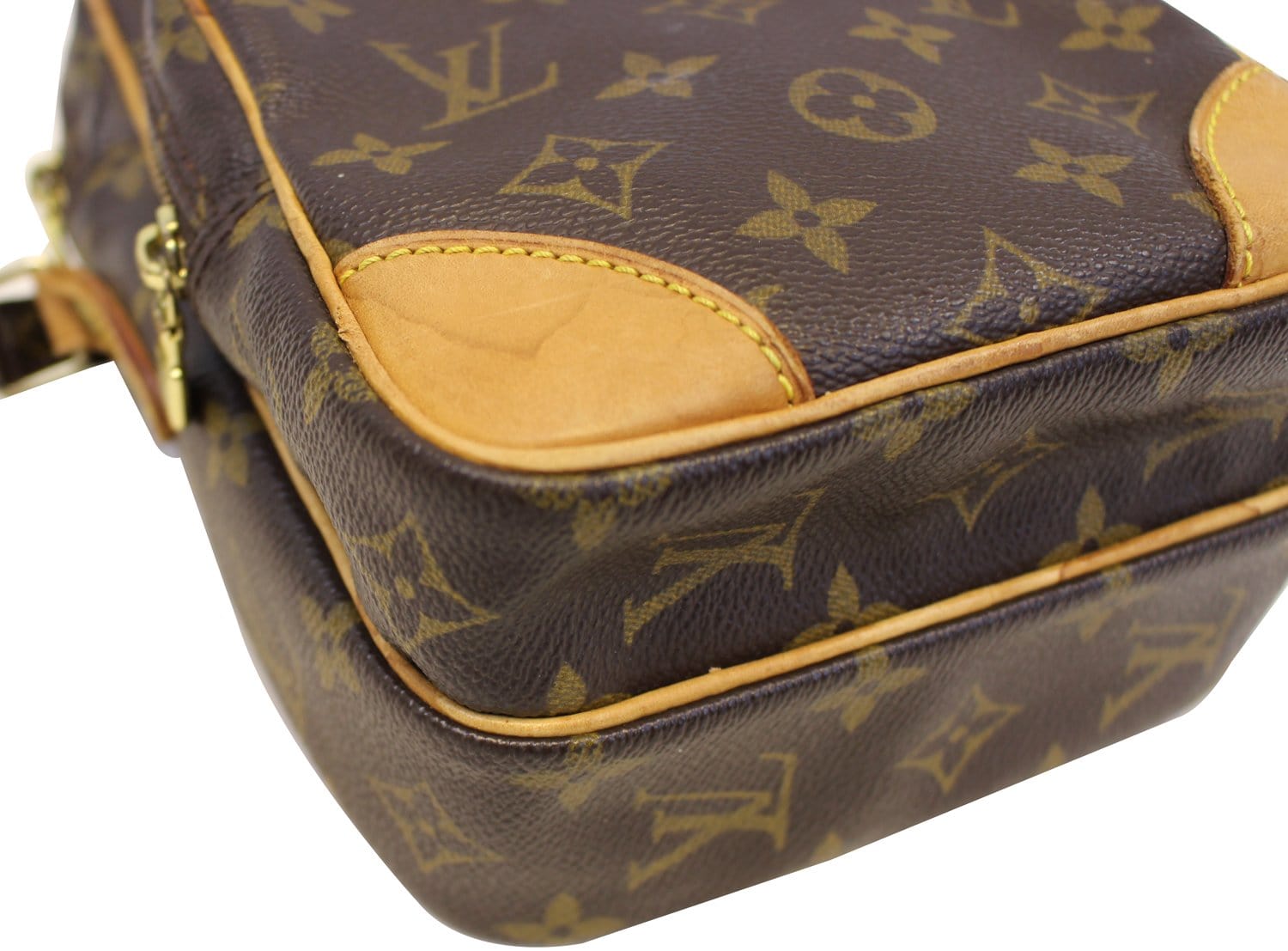 LOUIS VUITTON Monogram Canvas Amazone Crossbody Bag