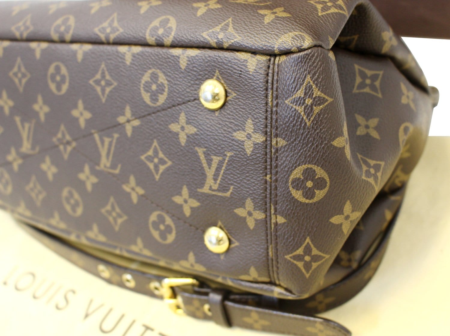 LOUIS VUITTON Black Monogram Canvas Pallas 2Way Shoulder Bag