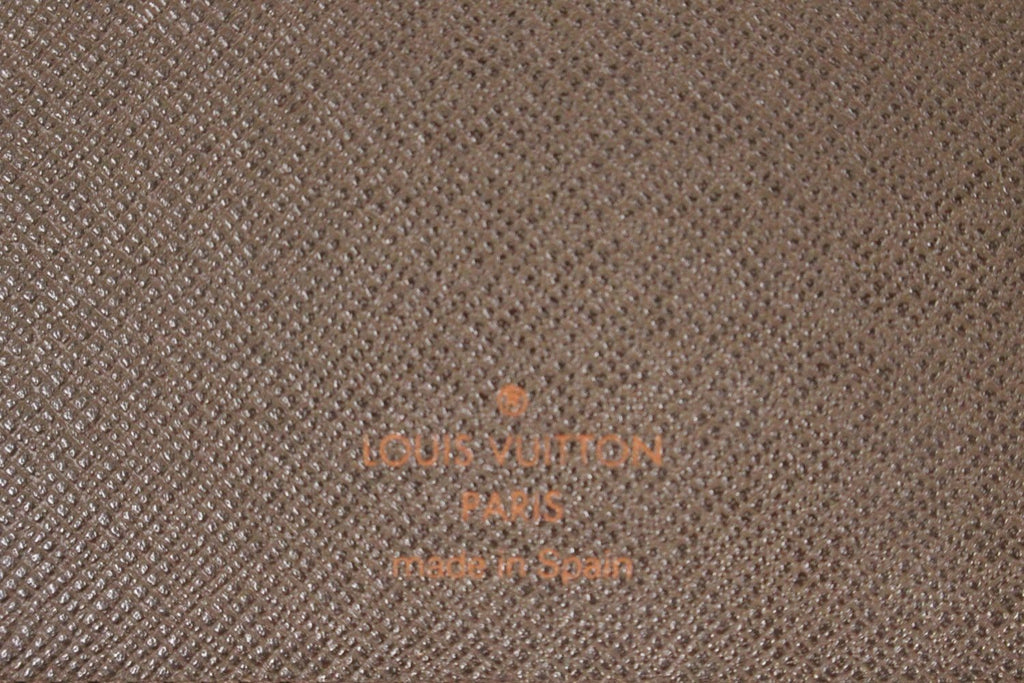 LOUIS VUITTON Damier Ebene Agenda Bureau Note Cover