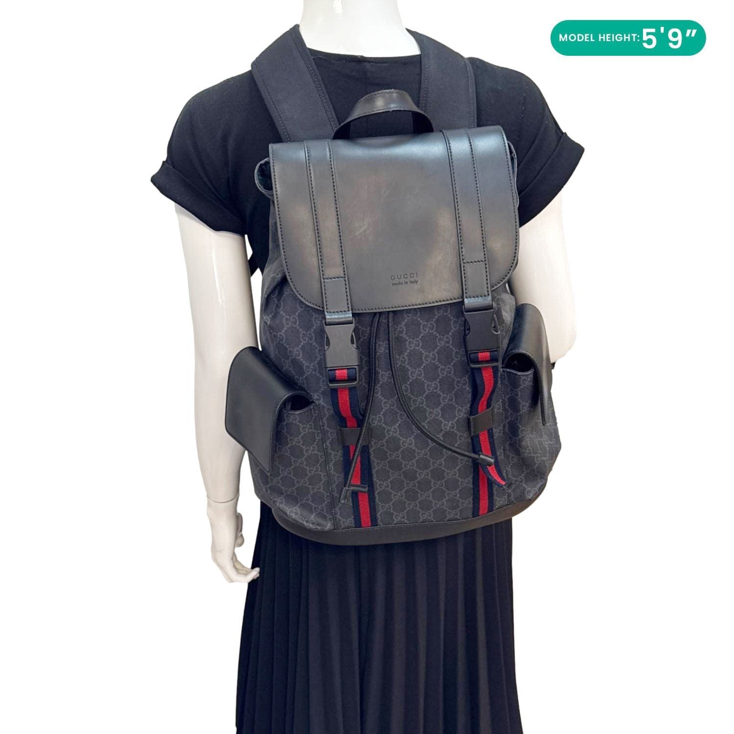 GUCCI Gucci Supreme Canvas Backpack Black 495563