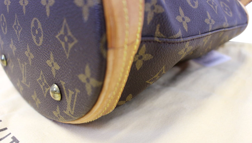 LOUIS VUITTON Bucket PM Monogram Canvas Shoulder Bag