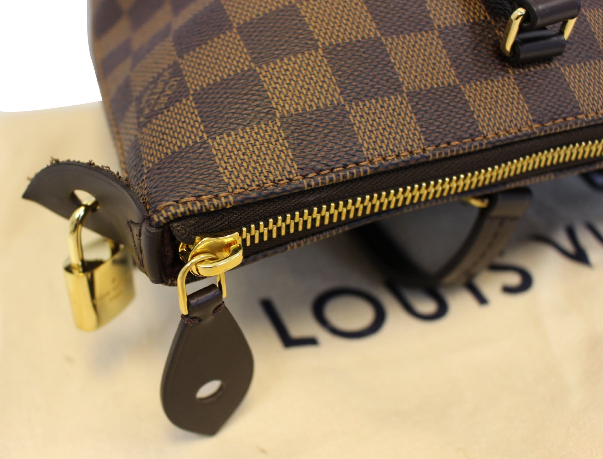 LOUIS VUITTON Iena MM Damier Ebene  Shoulder Bag