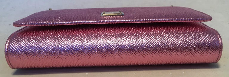 NWOT Dolce and GaBurberryana Pink Sicily Von Wallet Cell Phone Clutch Purse