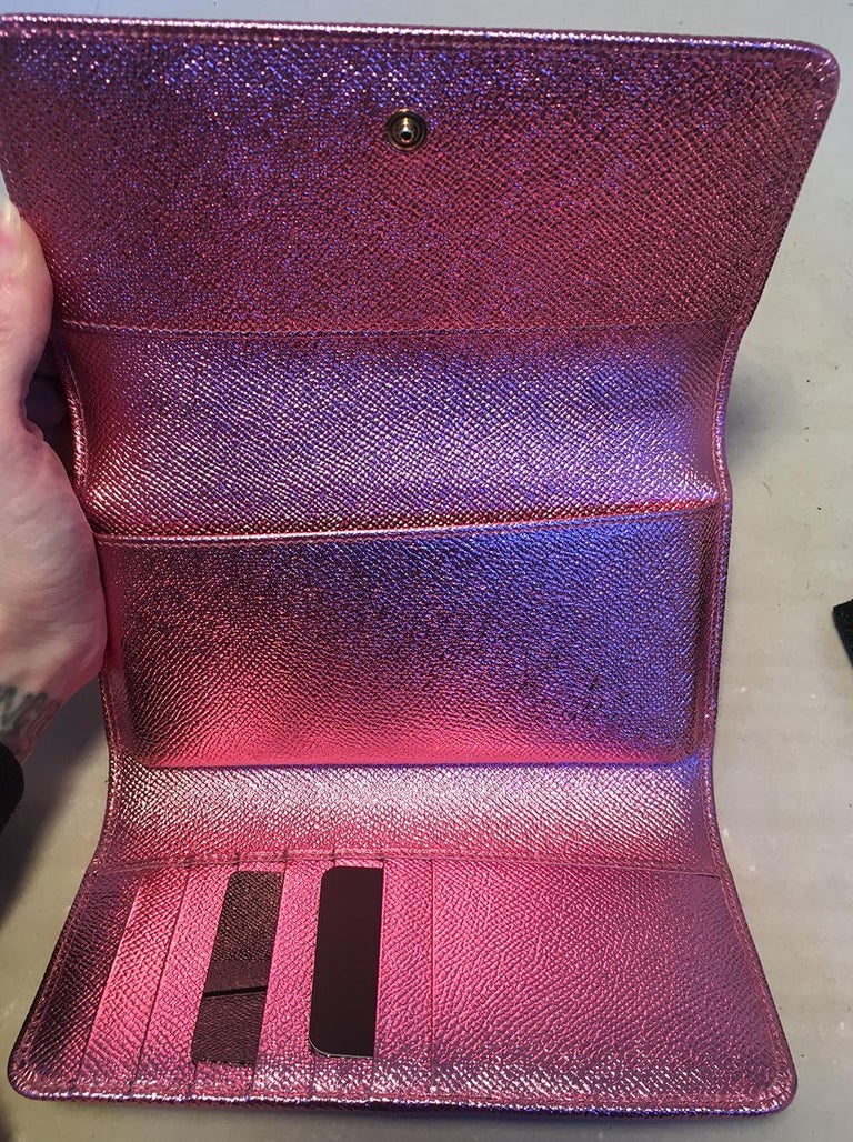 NWOT Dolce and GaBurberryana Pink Sicily Von Wallet Cell Phone Clutch Purse