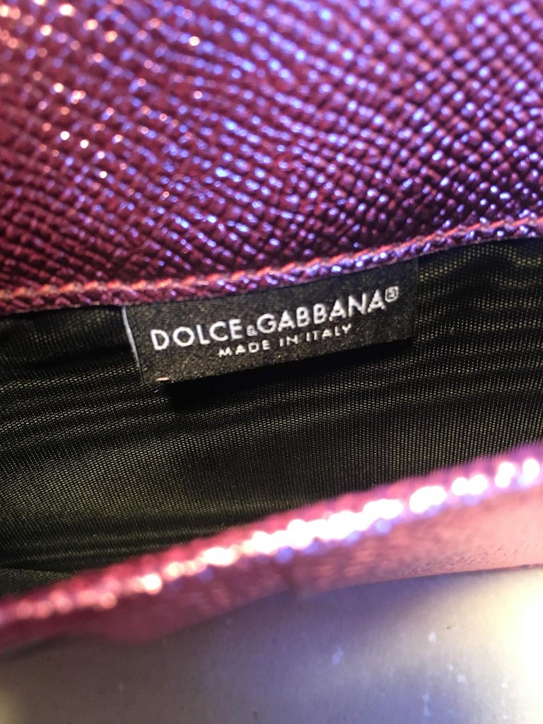 NWOT Dolce and GaBurberryana Pink Sicily Von Wallet Cell Phone Clutch Purse
