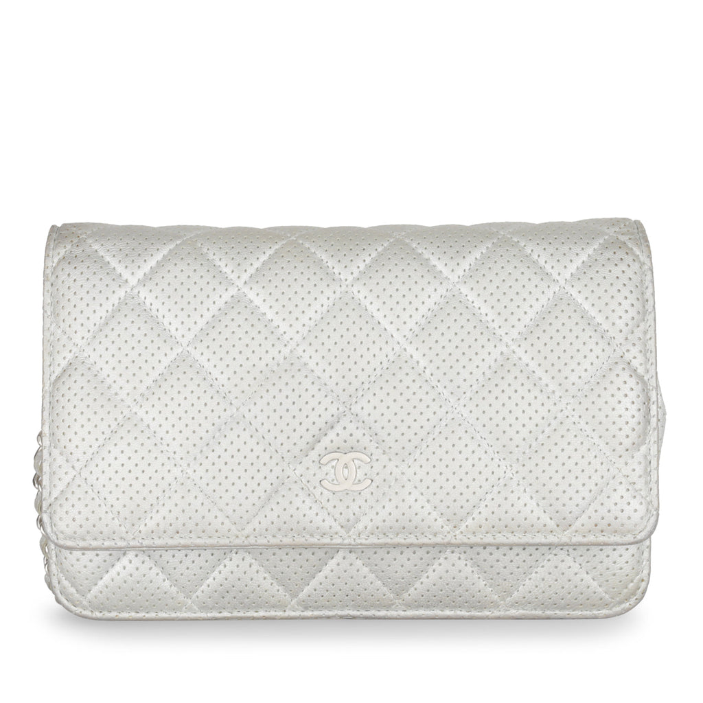 WOC - Perforated SiLouis Vuittoner
