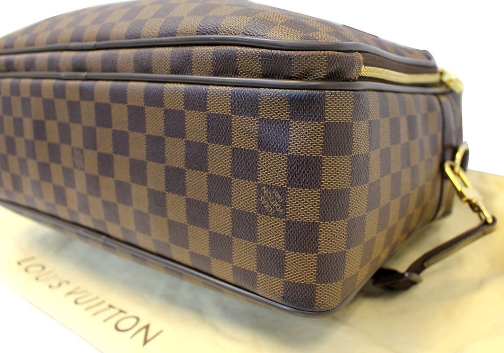 LOUIS VUITTON Damier Ebene Icare Travel Bag