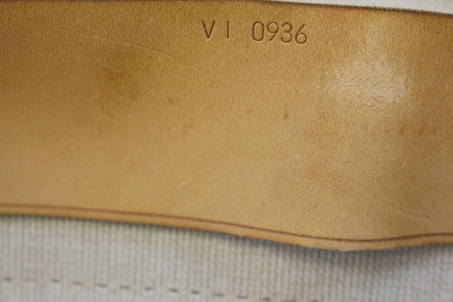 LOUIS VUITTON Alize 3 Monogram Canvas  Poche Soft Suitcase Bag