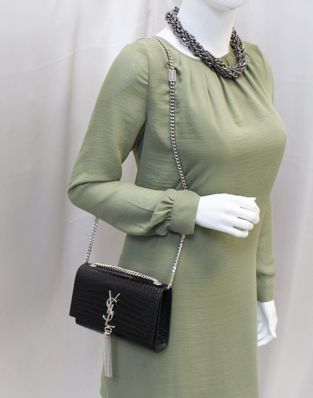 YVES SAINT LAURENT Caviar Leather Black Leather Silver Chain Clutch Crossbody Bag