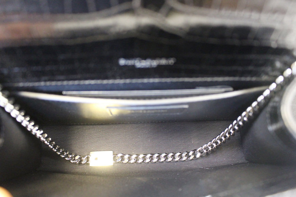 YVES SAINT LAURENT Caviar Leather Black Leather Silver Chain Clutch Crossbody Bag