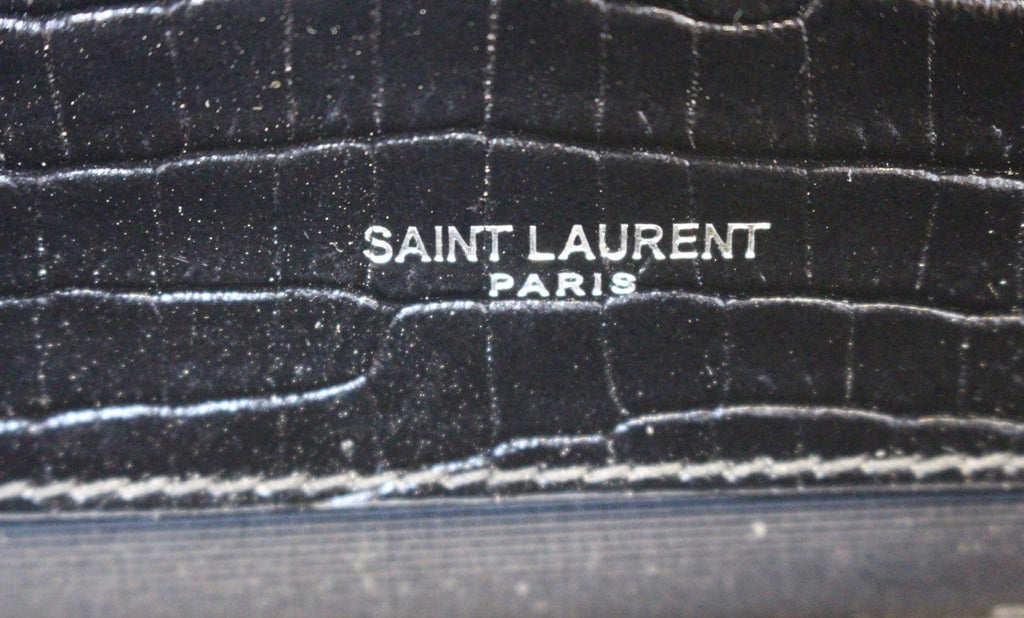 YVES SAINT LAURENT Caviar Leather Black Leather Silver Chain Clutch Crossbody Bag