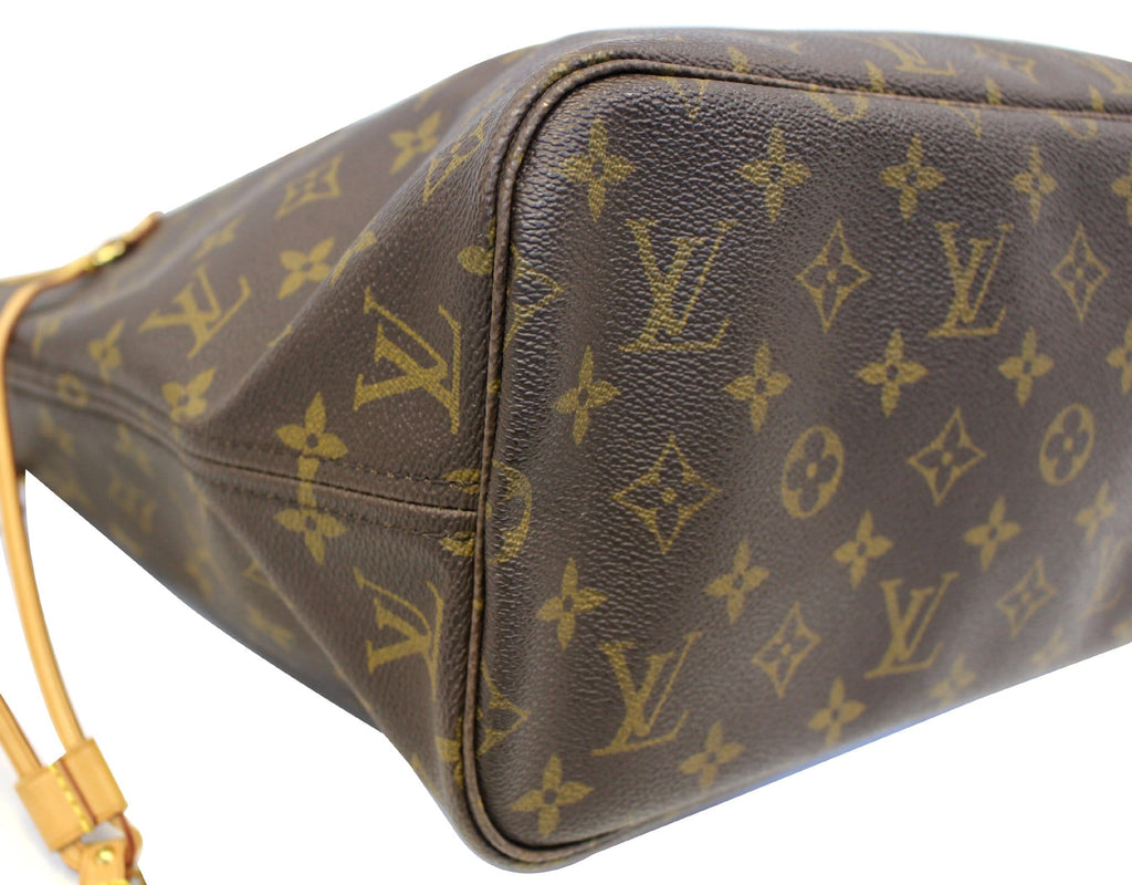 LOUIS VUITTON Monogram Canvas Neverfull MM Tote Shoulder Bag