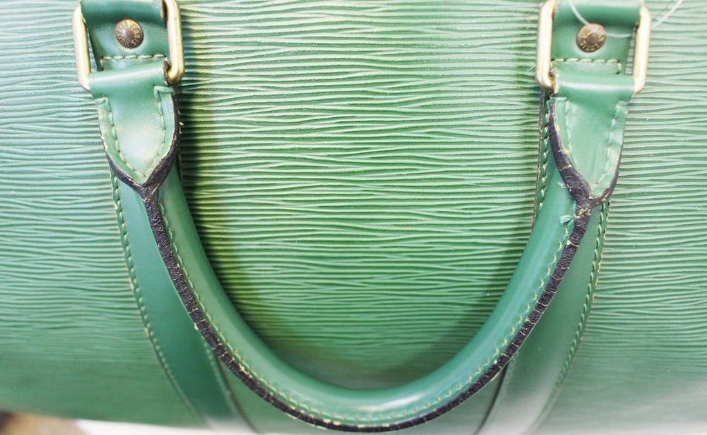 LOUIS VUITTON Epi Leather Green Keepall 50 Boston Satchel Bag
