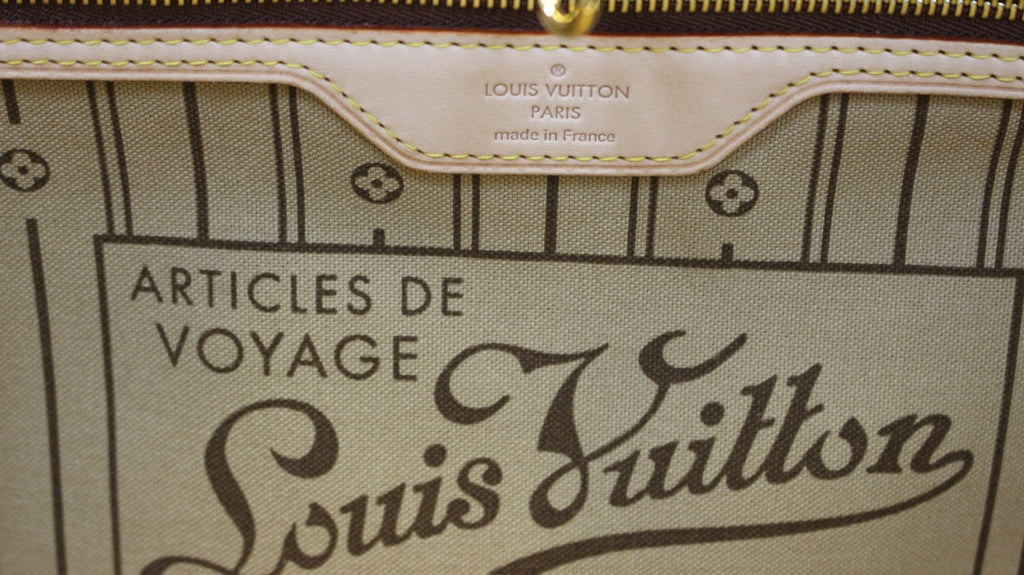 LOUIS VUITTON  Neverfull GM Monogram Canvas Shoulder Bag