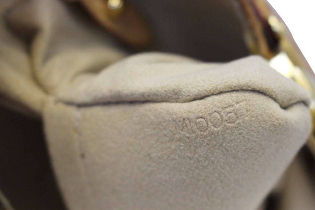 LOUIS VUITTON Monogram Canvas Beverly Clutch Bag