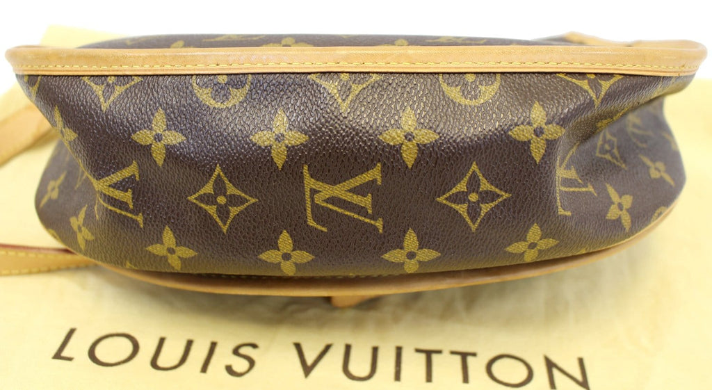 LOUIS VUITTON Monogram Canvas Menilmontant PM Shoulder Crossbody Bag