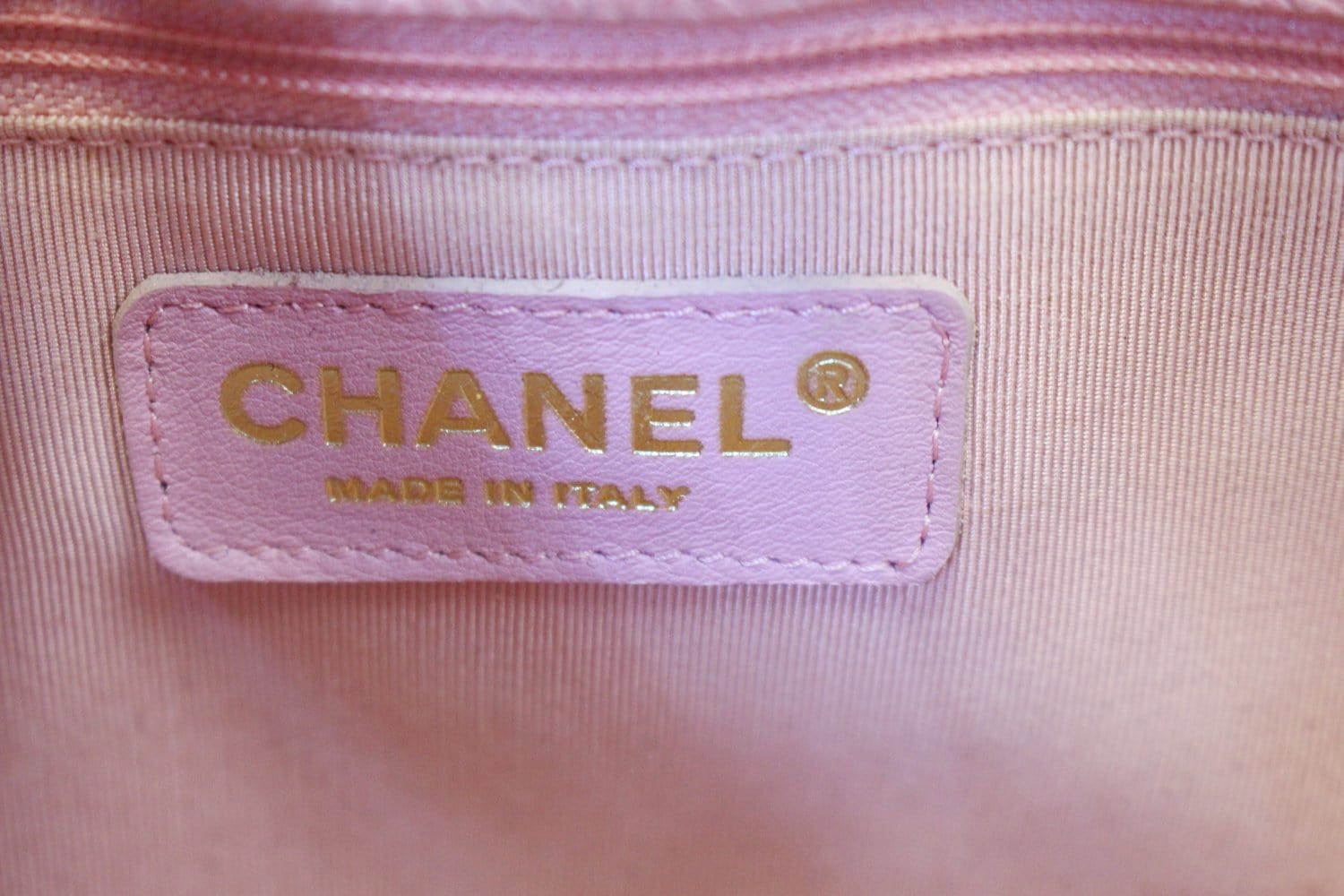 Chanel PST Petit Shopping Caviar Leather Leather Tote Bag Pink