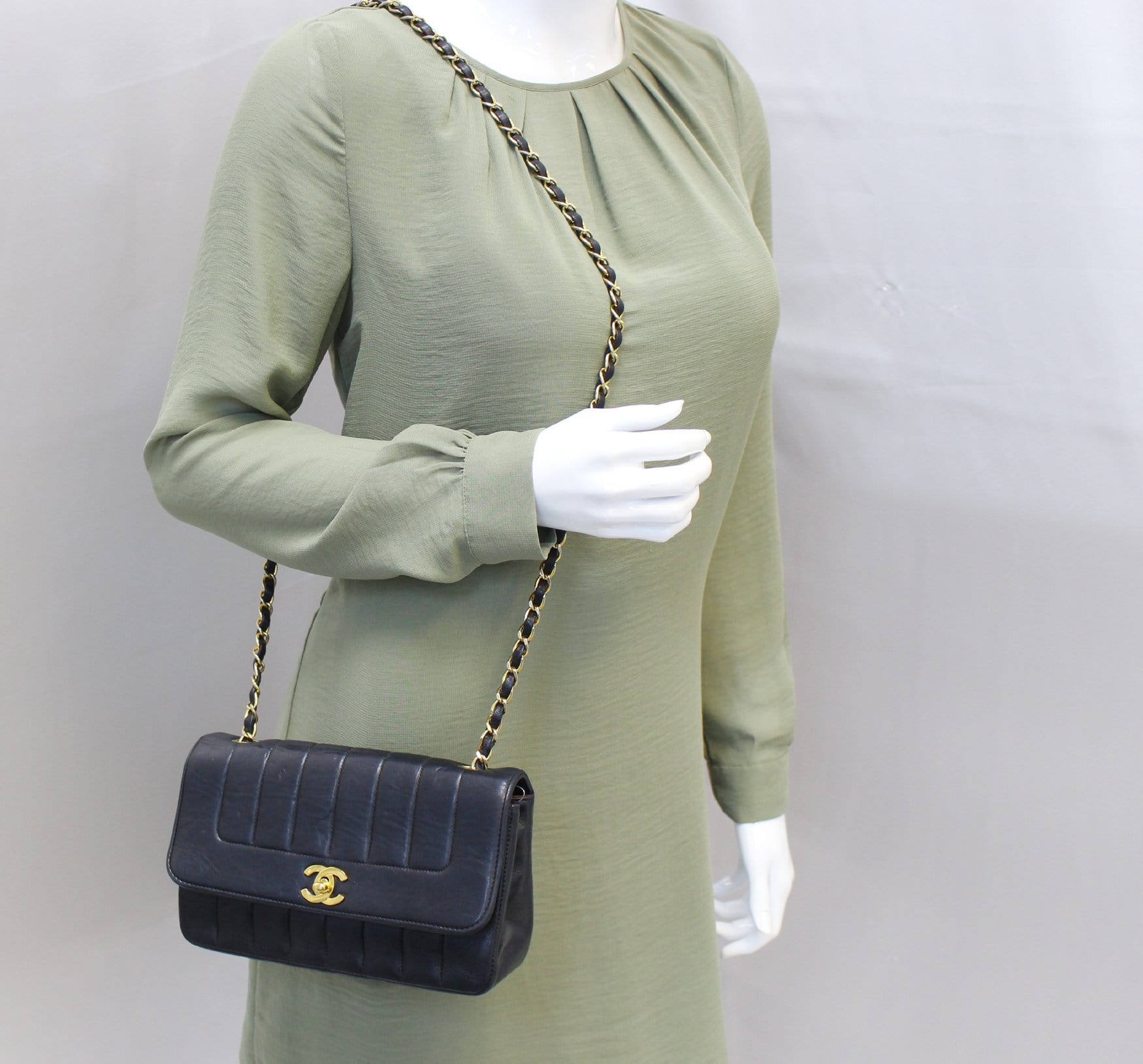 Chanel Shoulder Bag - CHANEL Purse Vertical Caviar Leather Leather