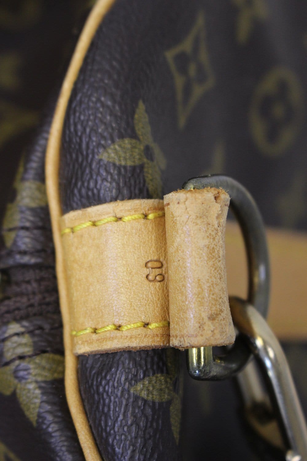 LOUIS VUITTON Monogram Canvas Keepall 60 Bandouliere Travel Bag