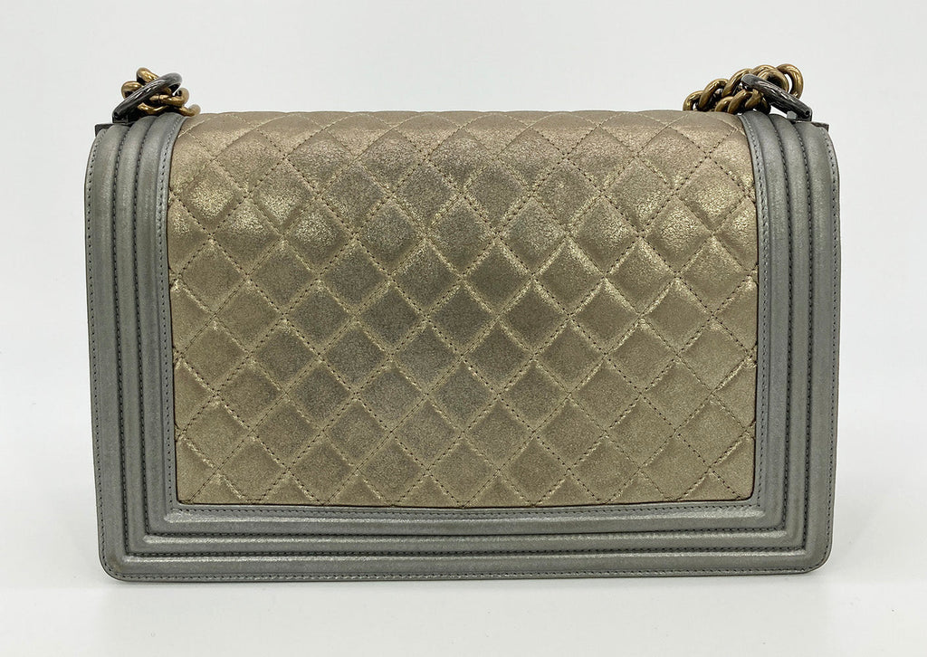 Chanel Gold SiLouis Vuittoner Leather Medium Boy Bag Classic Flap