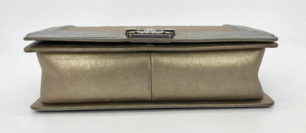 Chanel Gold SiLouis Vuittoner Leather Medium Boy Bag Classic Flap