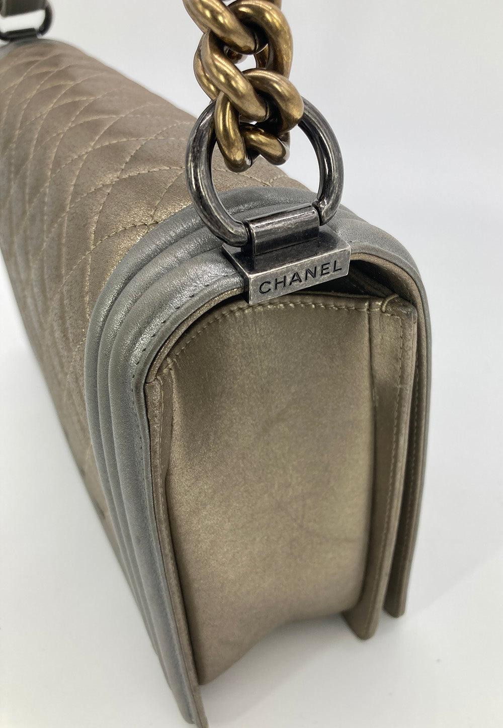 Chanel Gold SiLouis Vuittoner Leather Medium Boy Bag Classic Flap