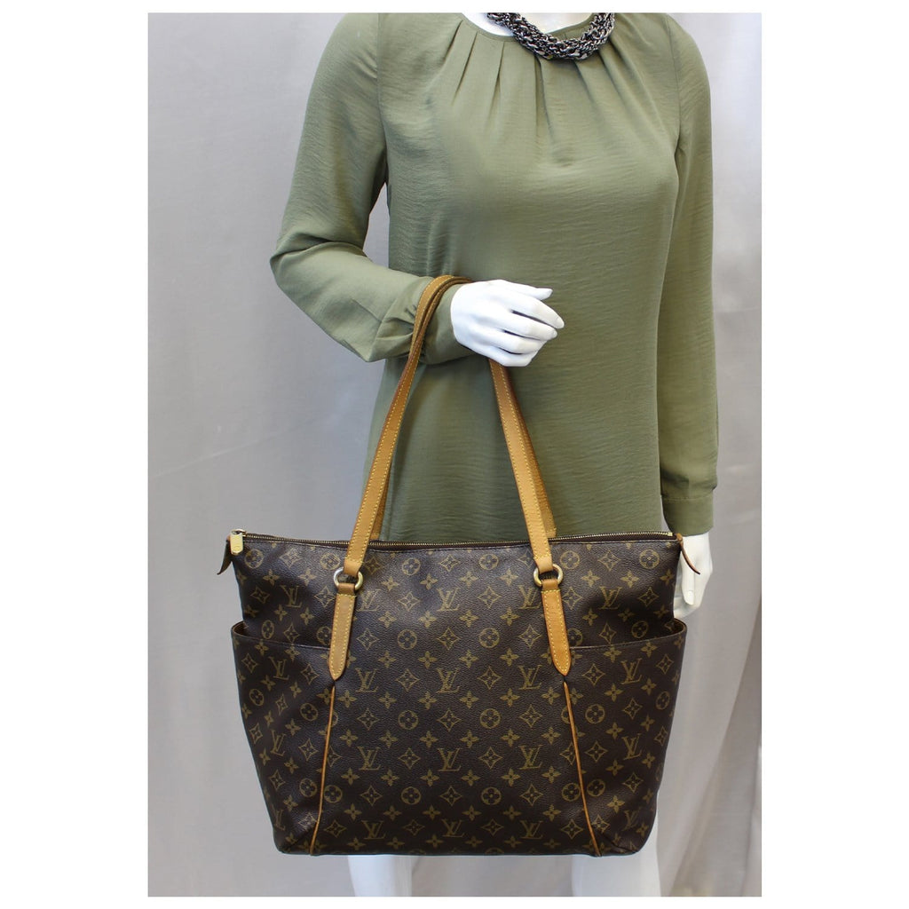 LOUIS VUITTON Monogram Canvas Totally GM Tote Shoulder Bag