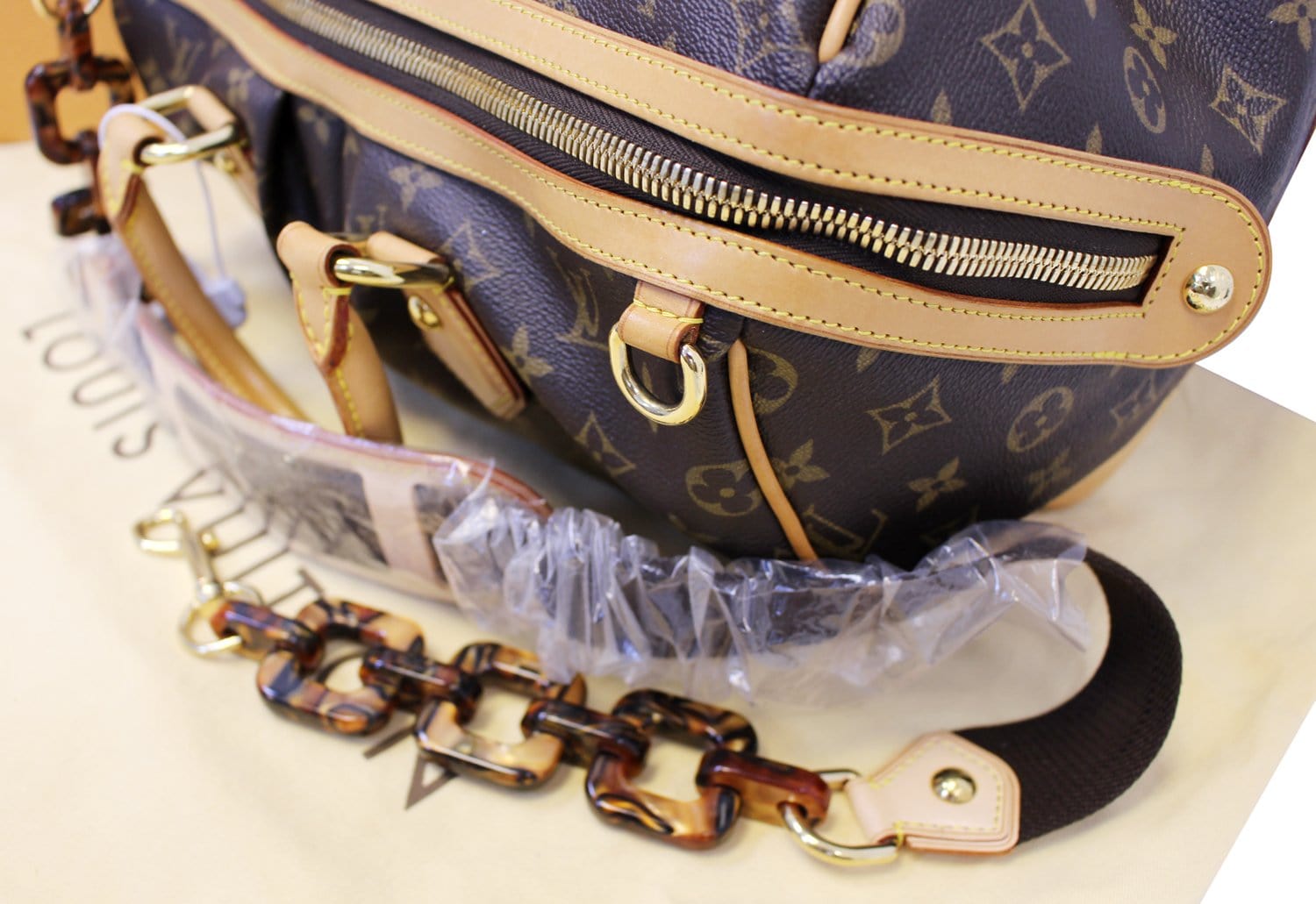 LOUIS VUITTON Monogram Canvas Stephen Shoulder Bag Limited Edition