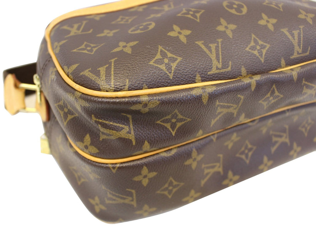 LOUIS VUITTON Monogram Reporter PM Shoulder Bag