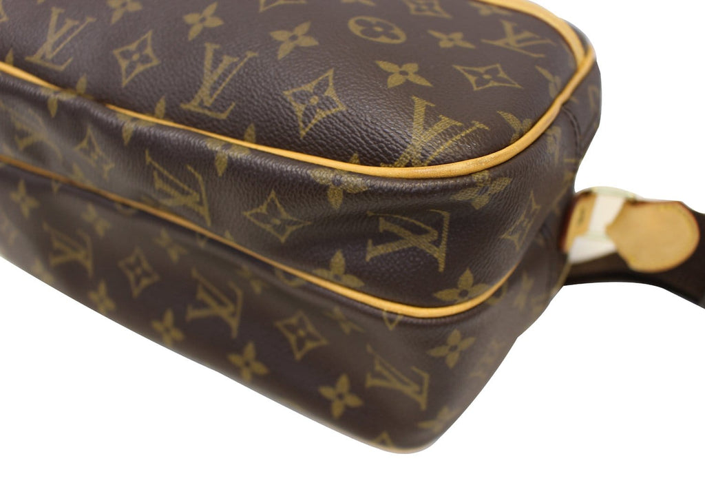 LOUIS VUITTON Monogram Reporter PM Shoulder Bag