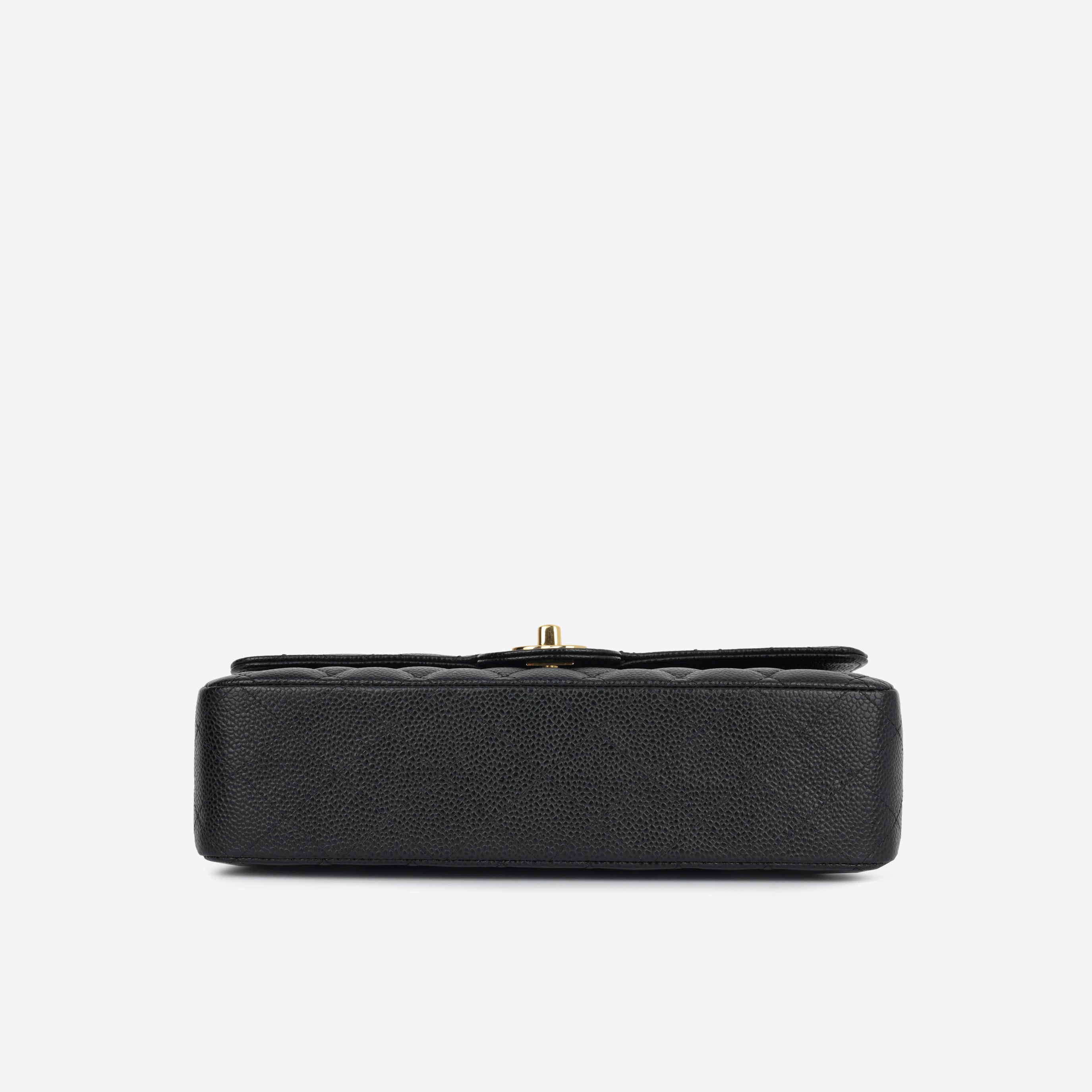Medium Classic Flap
