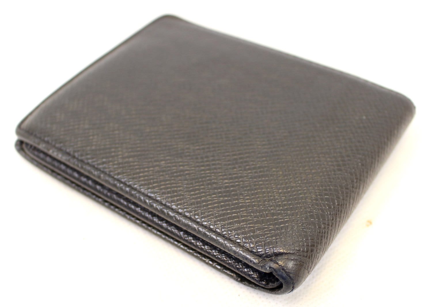 LOUIS VUITTON Slate Taiga Billfold Black Wallet