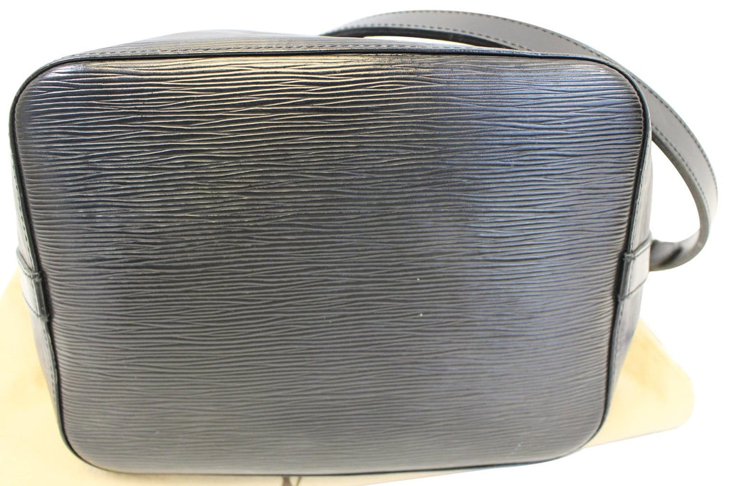 LOUIS VUITTON Epi Leather Petit Noe Black Shoulder Bag - Sale