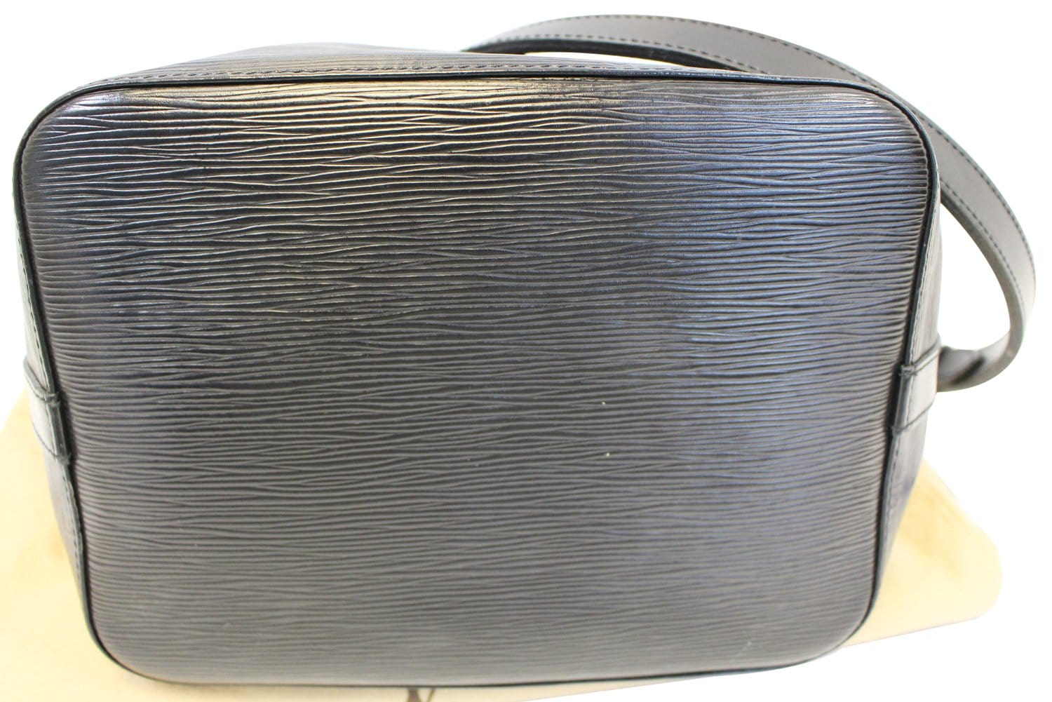 LOUIS VUITTON Epi Leather Petit Noe Black Shoulder Bag - Sale