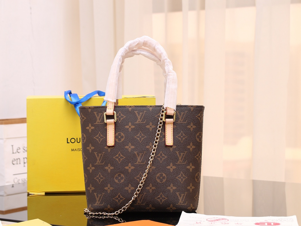 Elite Carryalls