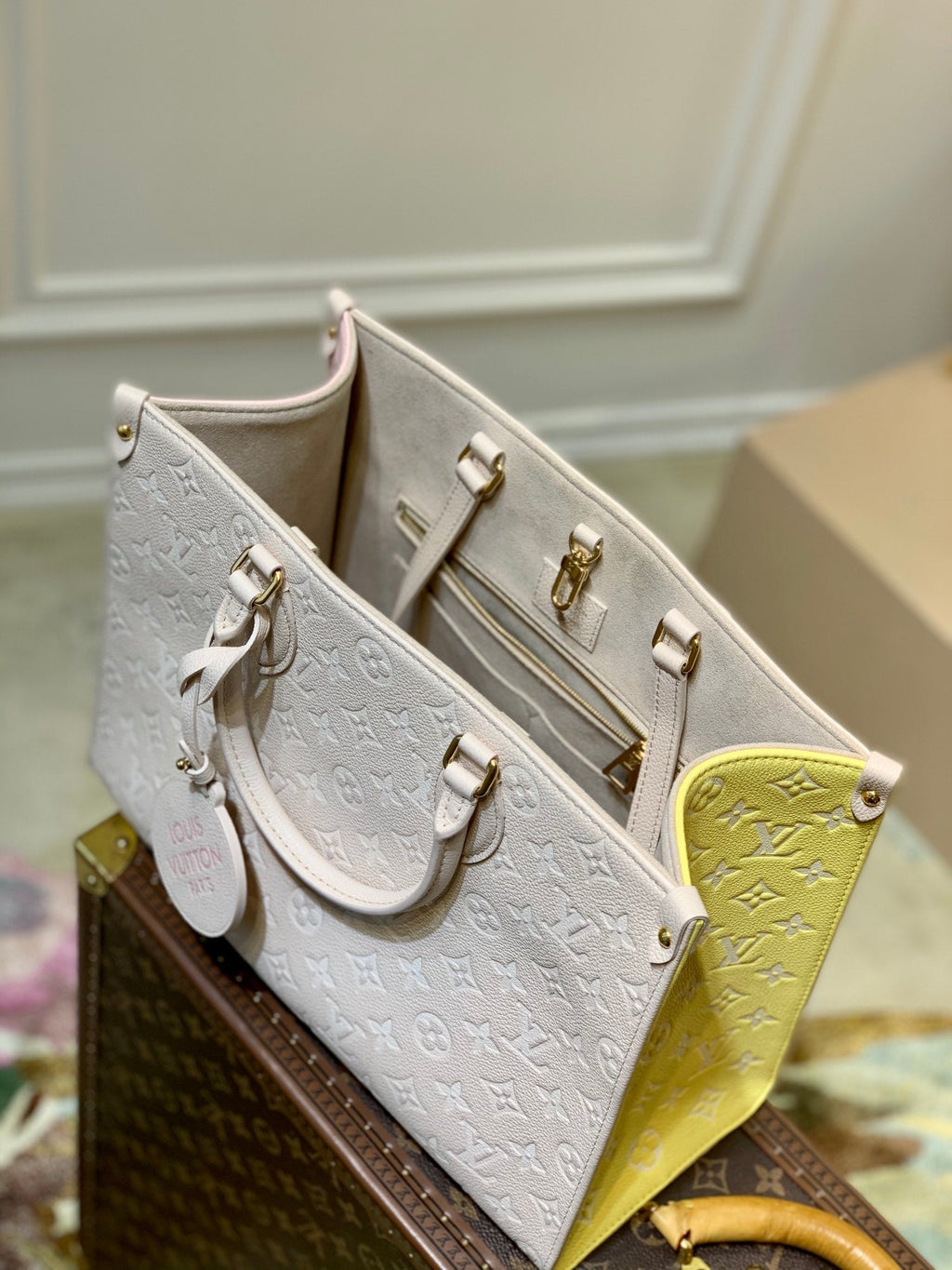 ONTHEGO MM BAG M46128 MONOGRAM EMPREINTE TOTE BAG Beige/Pink/Yellow