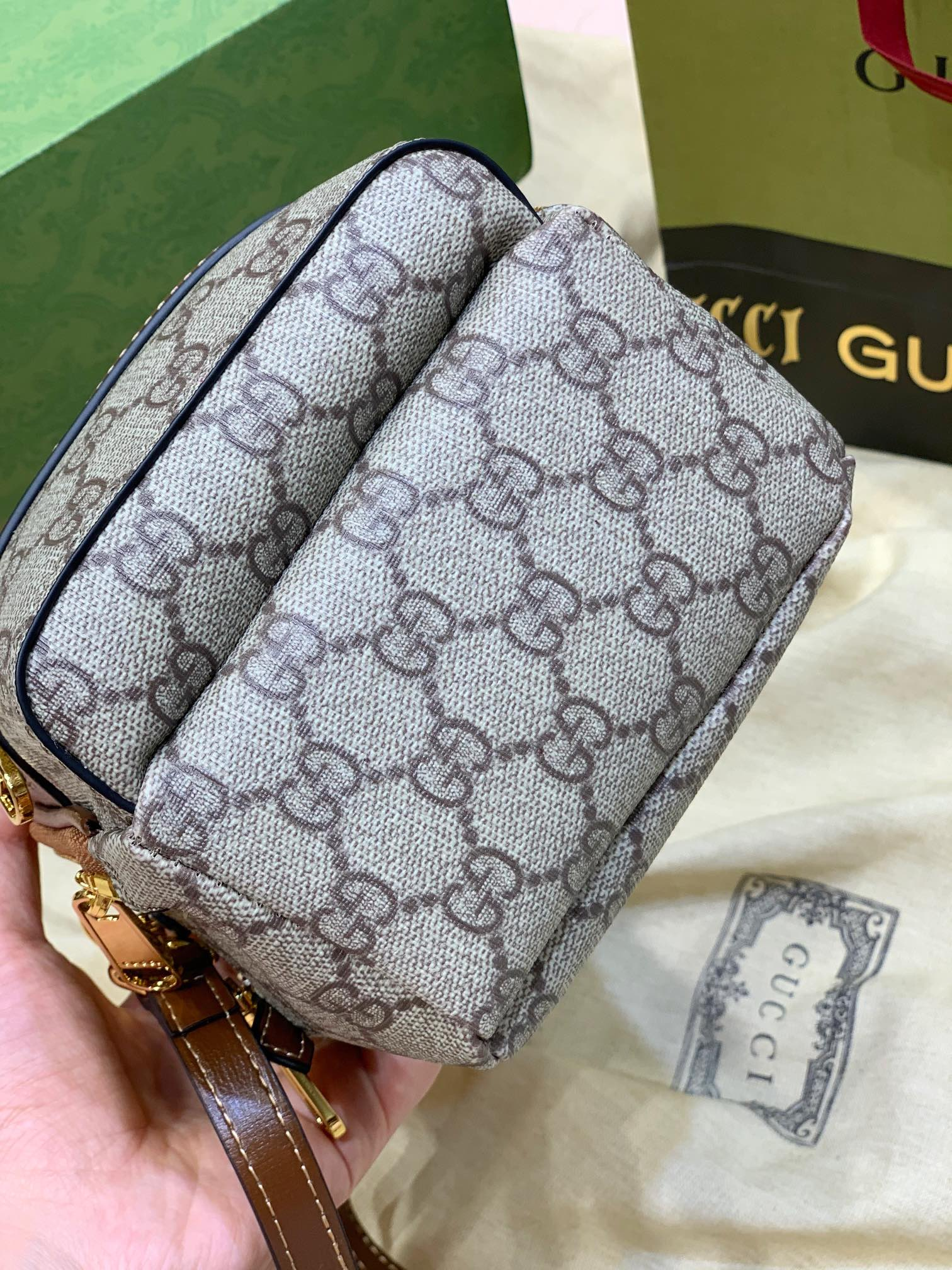 Elite Carryalls