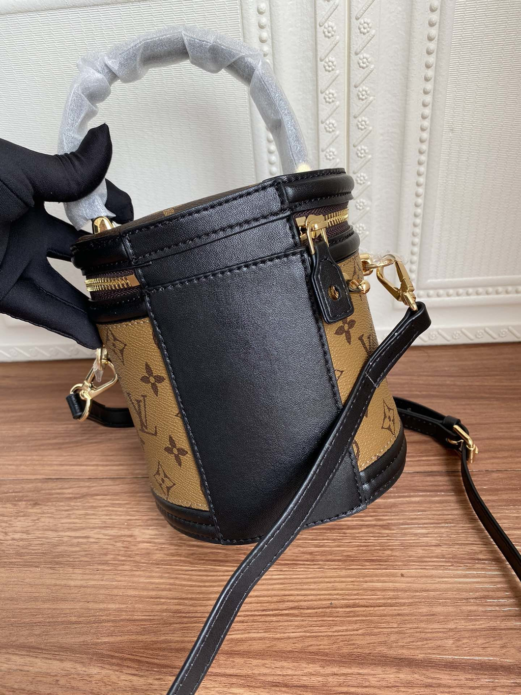 Elite Carryalls