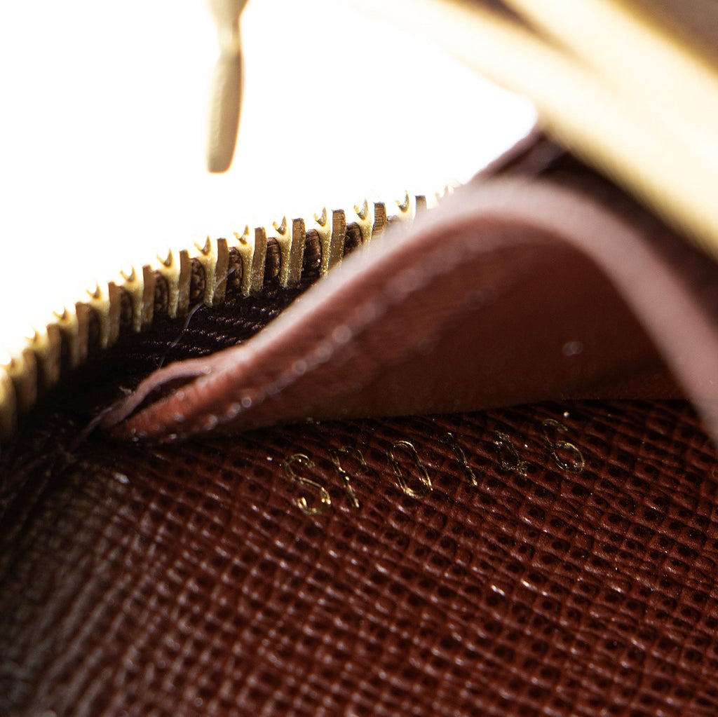 Louis Vuitton Calfskin Monogram Canvas Gamma Zippy Wallet (SHF-Hlzxc0)