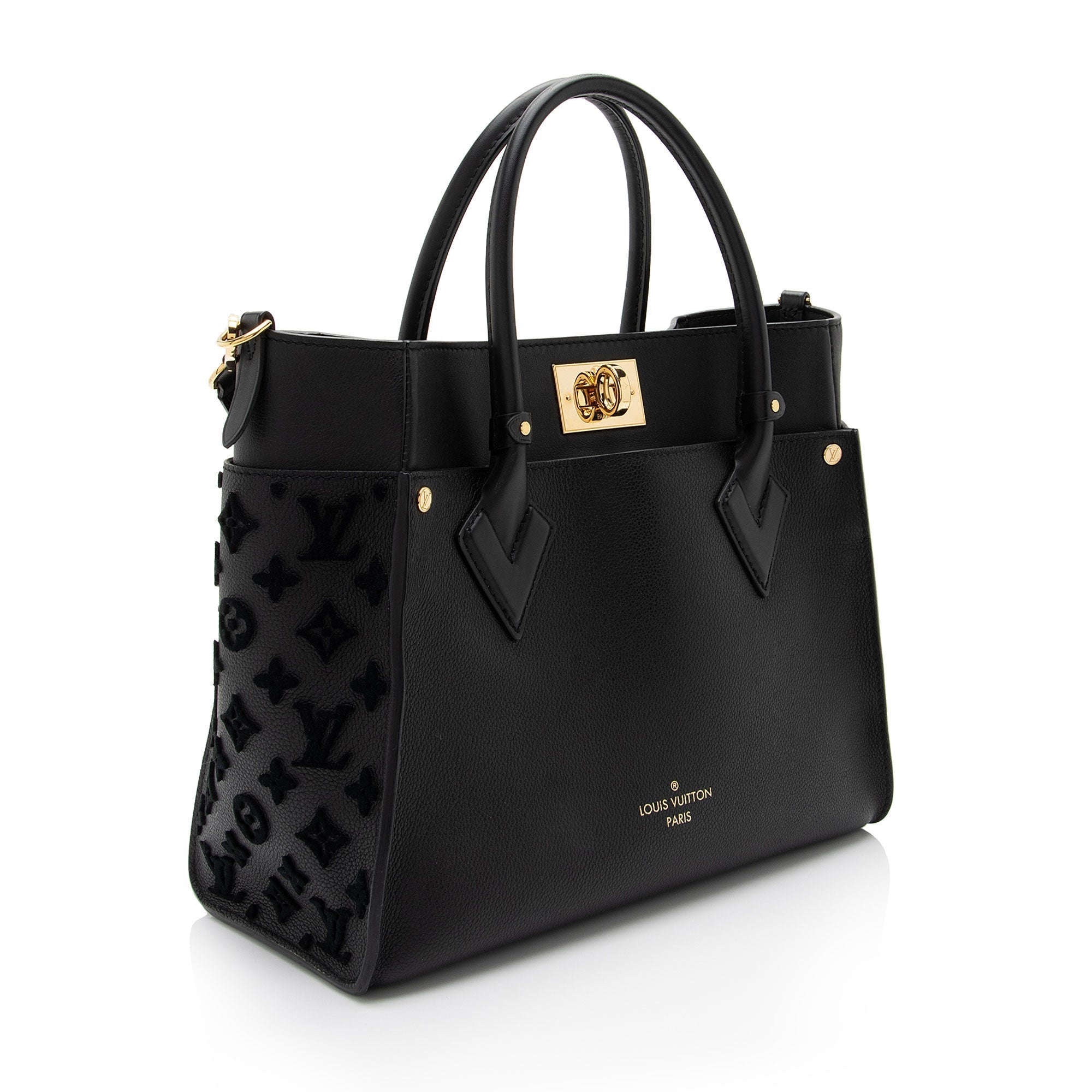 Louis Vuitton Calfskin Tufted Monogram Canvas On My Side MM Tote (SHF-WP5JFh)