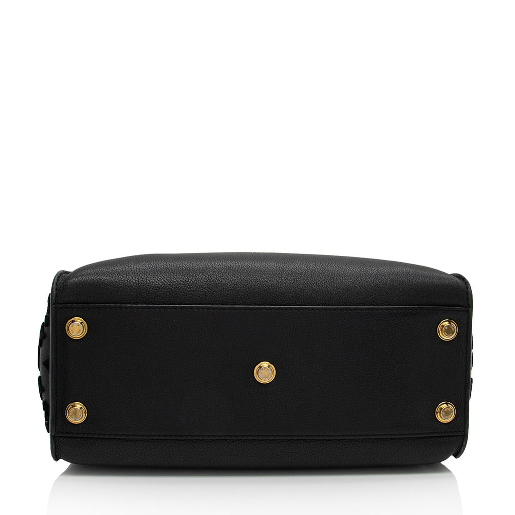 Louis Vuitton Calfskin Tufted Monogram Canvas On My Side MM Tote (SHF-QMhDUi)