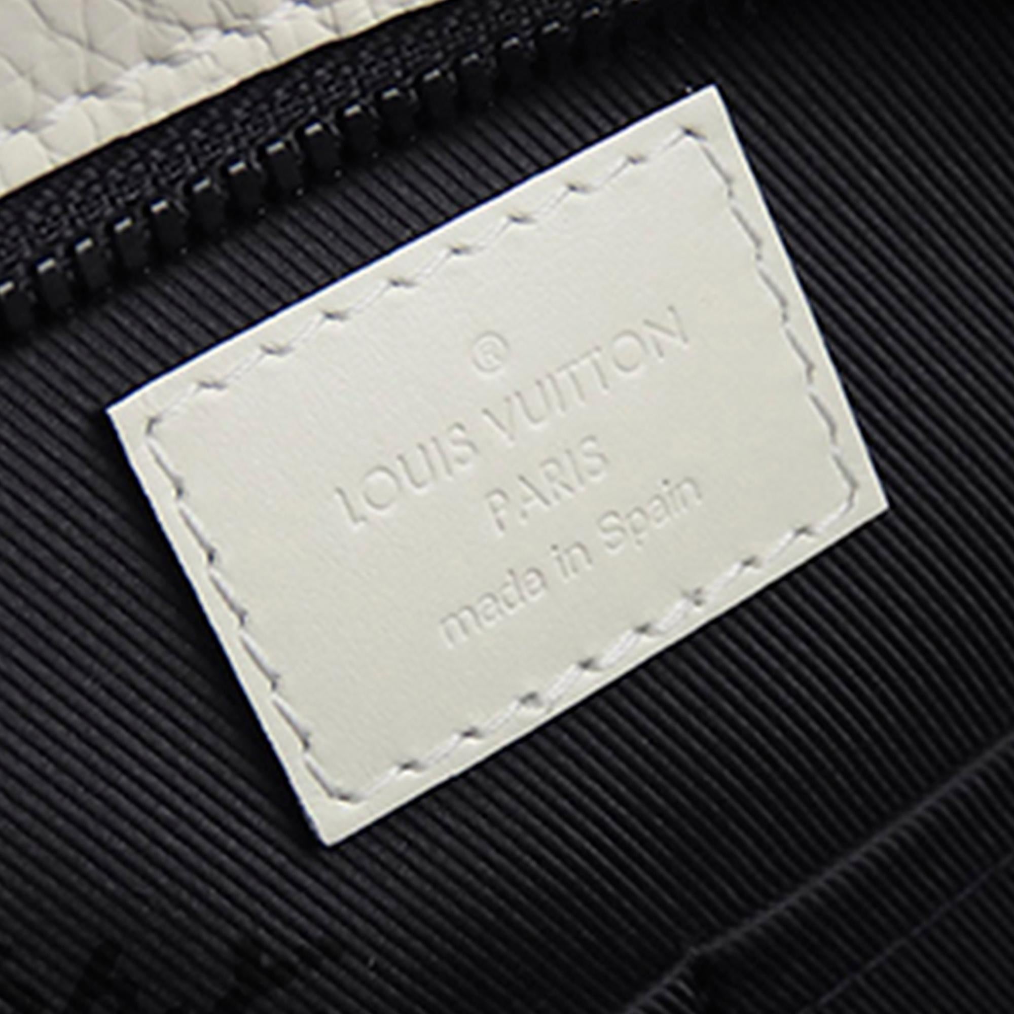 Louis Vuitton Christopher Tote (SHG-qYPc9b)